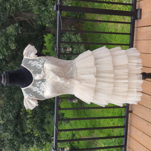 Floral Lace Dress - Picture 1 of 6